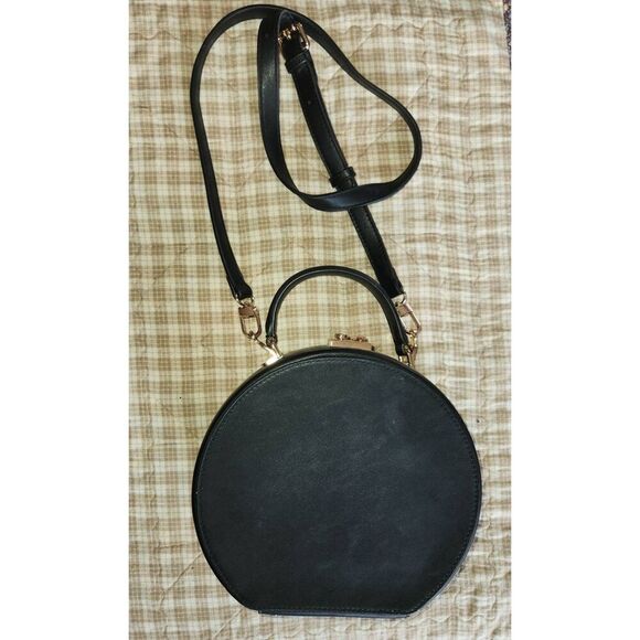 Madison west unique round bag with crossbody strap. - Picture 1 of 8